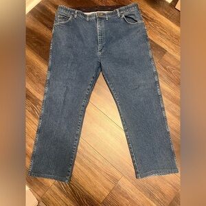Men’s wrangler jeans W 44 inseam 27 855WAQD